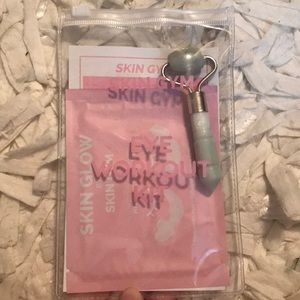Skin glow eye workout kit